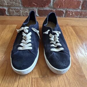 Dolce Vita Dark Blue Suede Sneakers